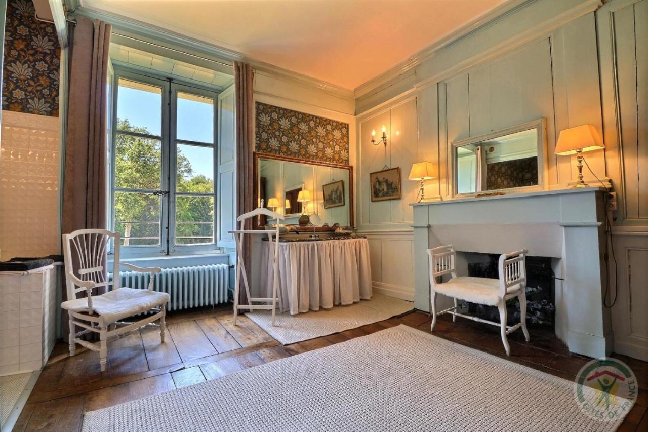 Chateau Du Golf De La Freslonniere Le Rheu Luaran gambar